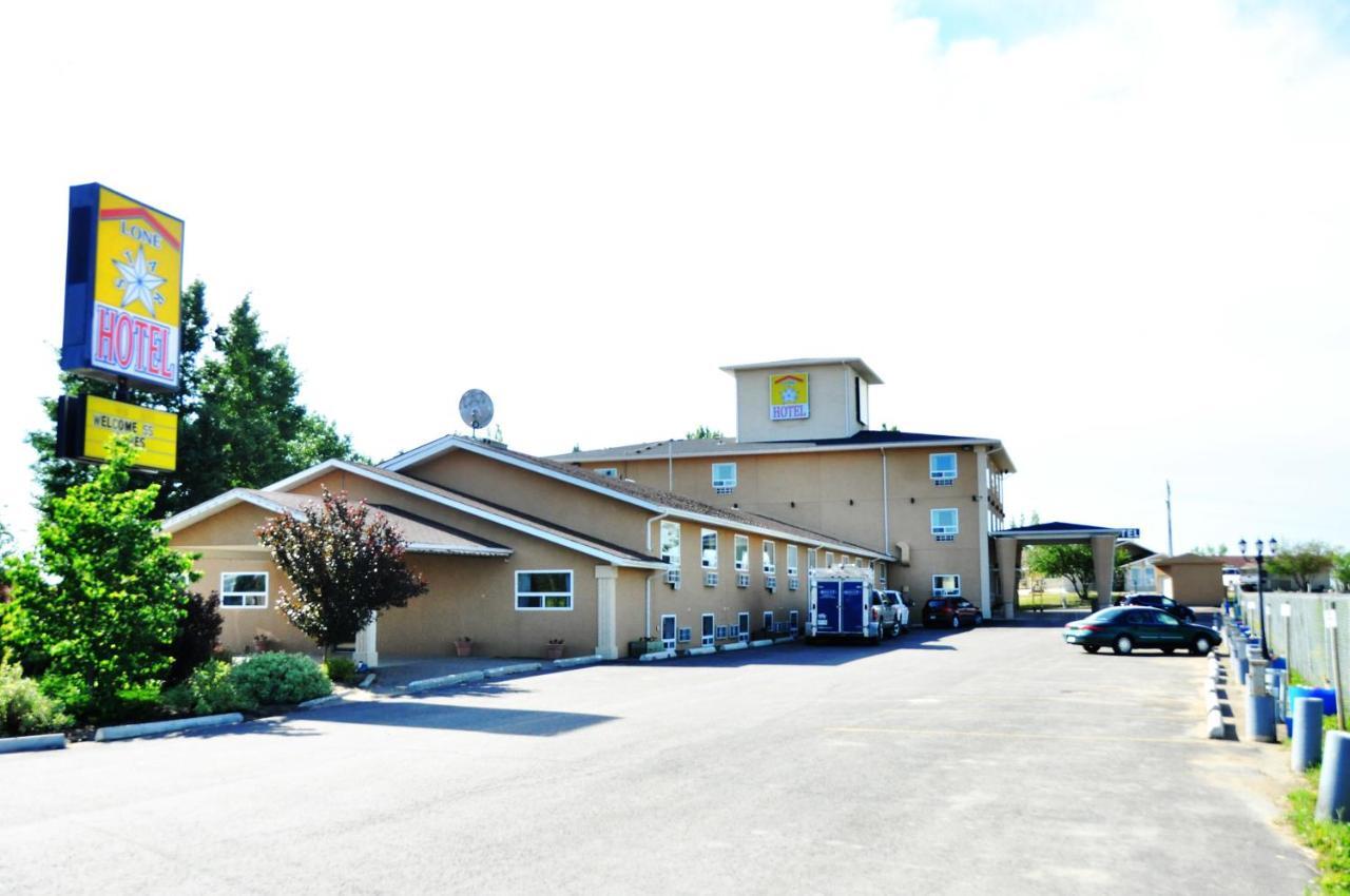 Lone Star Hotel North Battleford Bagian luar foto